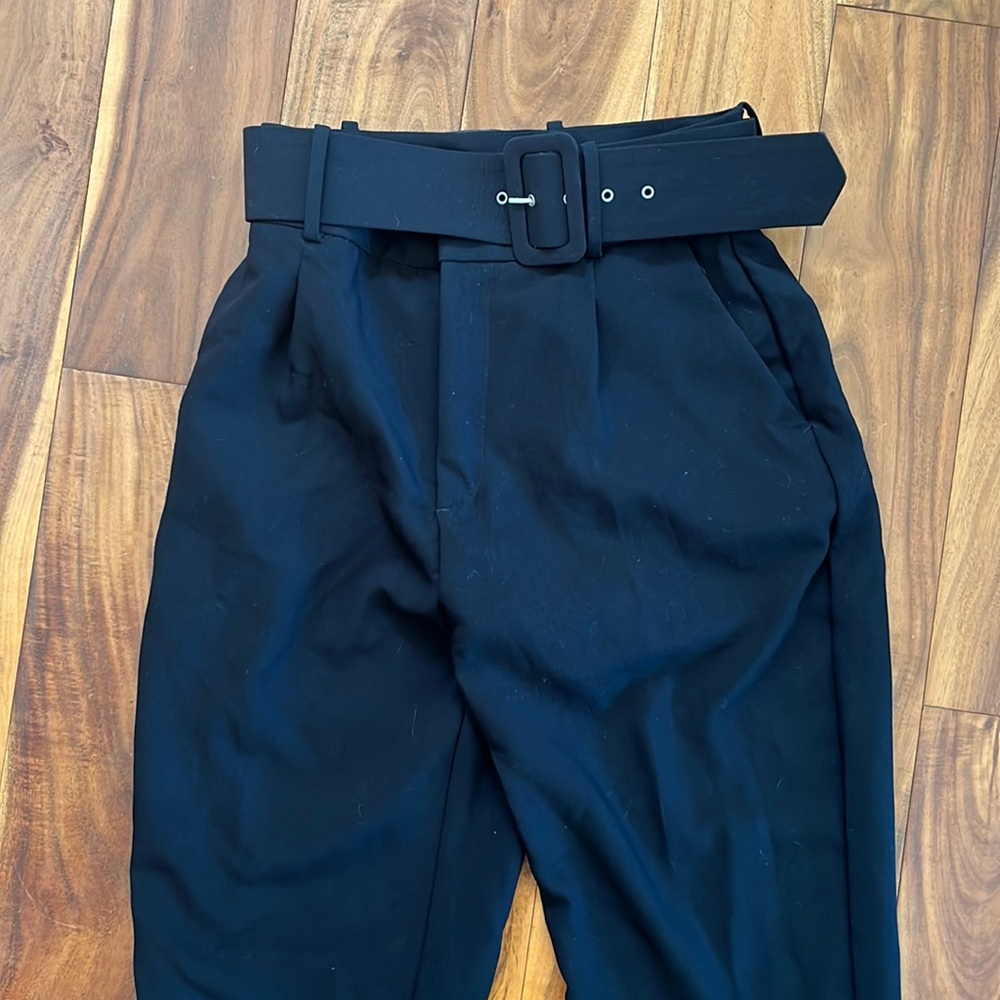 Zara dress pants with belt